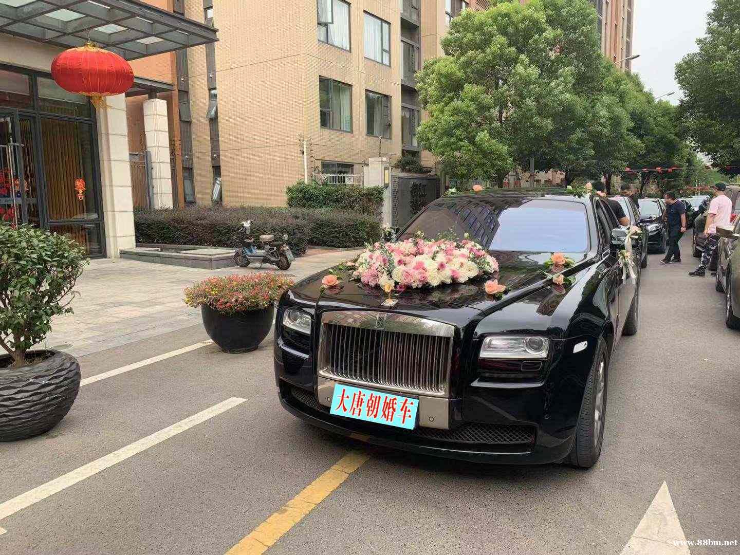 武汉租婚车公司专业出租婚礼车队各种婚车套餐 武汉租婚车公司专业出租婚礼车队各种婚车套餐